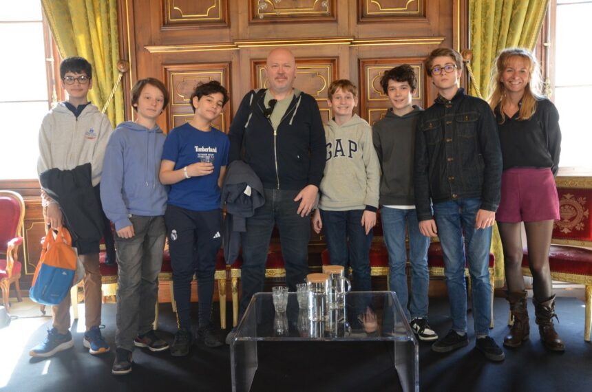 Laurent Martin, ses interviewers et leur professeure de lettres © Clémentine Lauzier