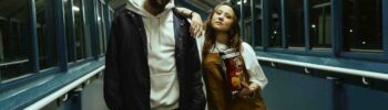 Être en couple, c'est pouvoir se reposer l'un sur l'autre / Photo : © Iconoclast