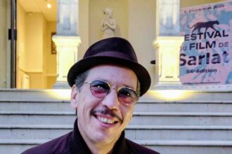 Même la lumière est dorée autour de Reda Kateb / Photo : © Vincent Raymond