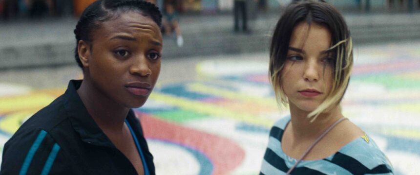 Pour le coup, elles sont coites…/ Photo : © 2025 - SUPERSTRUCTURE FILMS - STUDIOCANAL - FRANCE 3 CINEMA - AUVERGNE-RHONE-ALPES CINEMA