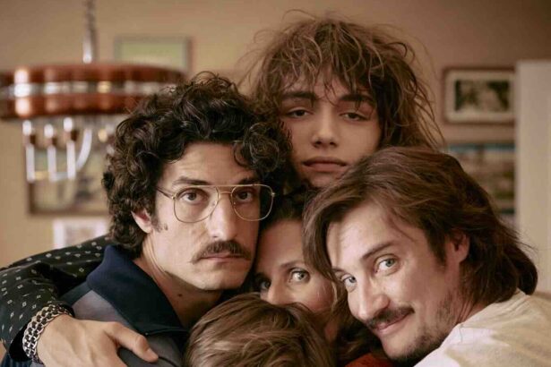 La famille, ça peut parfois être étouffant / Photo : Manuel Moutier © 2026 ADNP - TEN CINEMA - GAUMONT - TF1 FILMS PRODUCTION - QUAD+TEN