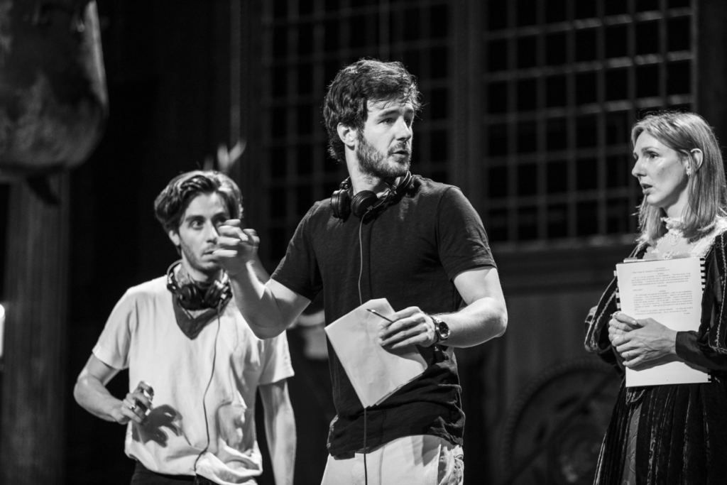 Les auteurs, en pleine “Action !” sur le plateau / Photo : © Jean Louis Fernandez
